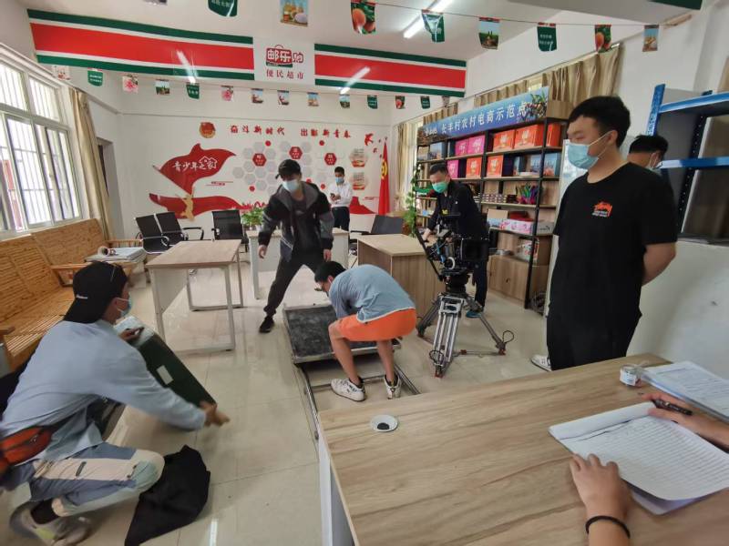 一支视频激活品牌生命力｜连平县产品视频拍摄公司的创意魔法秀